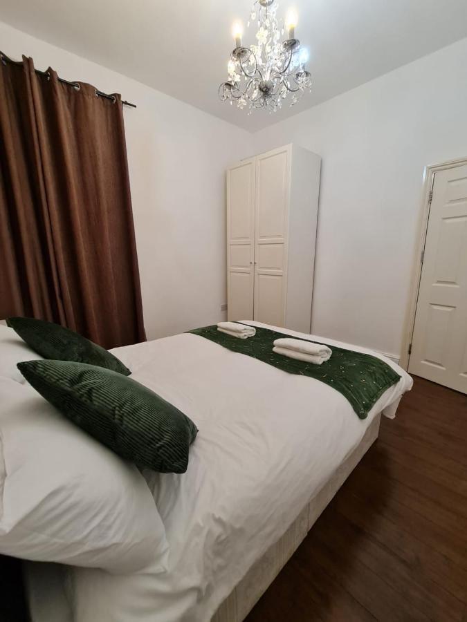 Canary Wharf Holiday Rooms Лондон Экстерьер фото