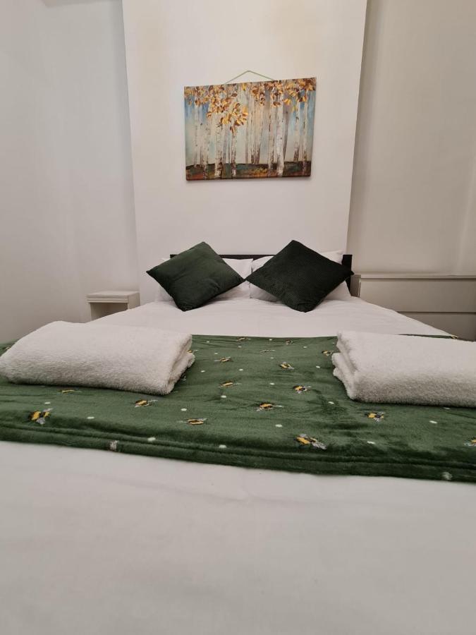 Canary Wharf Holiday Rooms Лондон Экстерьер фото