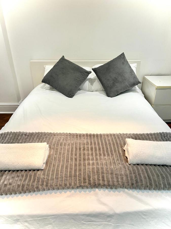 Canary Wharf Holiday Rooms Лондон Экстерьер фото