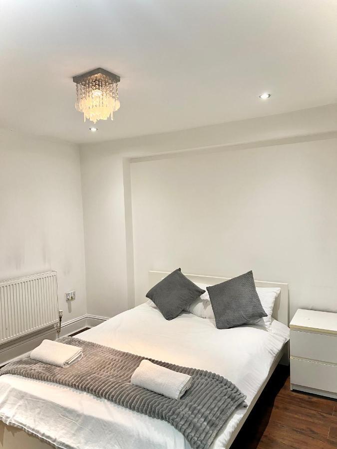 Canary Wharf Holiday Rooms Лондон Экстерьер фото